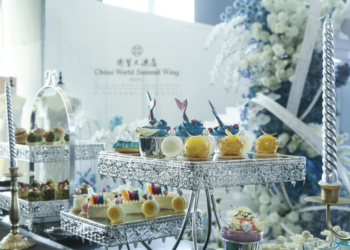 “站在1000英尺高空说爱你”——北京国贸大酒店携手乐美婚礼举办“爱在云端”主题婚礼沙龙