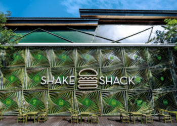 Shake Shack首次入驻西南地区 大型艺术装置“成都竹堡”惊喜亮相成都远洋太古里