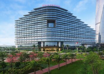 热舞狂欢 燃情一“夏”——珠海华发喜来登酒店以热情尊巴点燃湾仔海畔