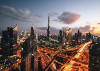 迪拜2022年上半年接待712万国际游客，旅游目标实现强劲增长