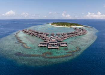 马尔代夫沃木里瑞吉度假酒店携手海洋环境保护机构Reefscapers共创可持续环保体验