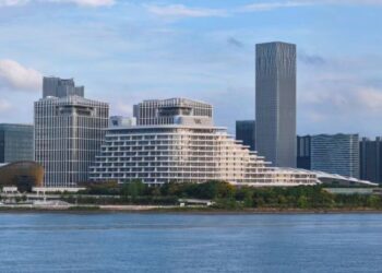 泉映山色，云礼八方 ——济南环贸格兰云天国际酒店盛大启幕